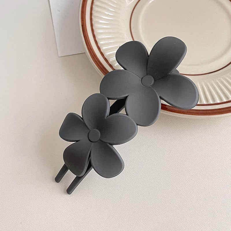 Flower Claw Hair Clips Dark Gray-Gomyhair