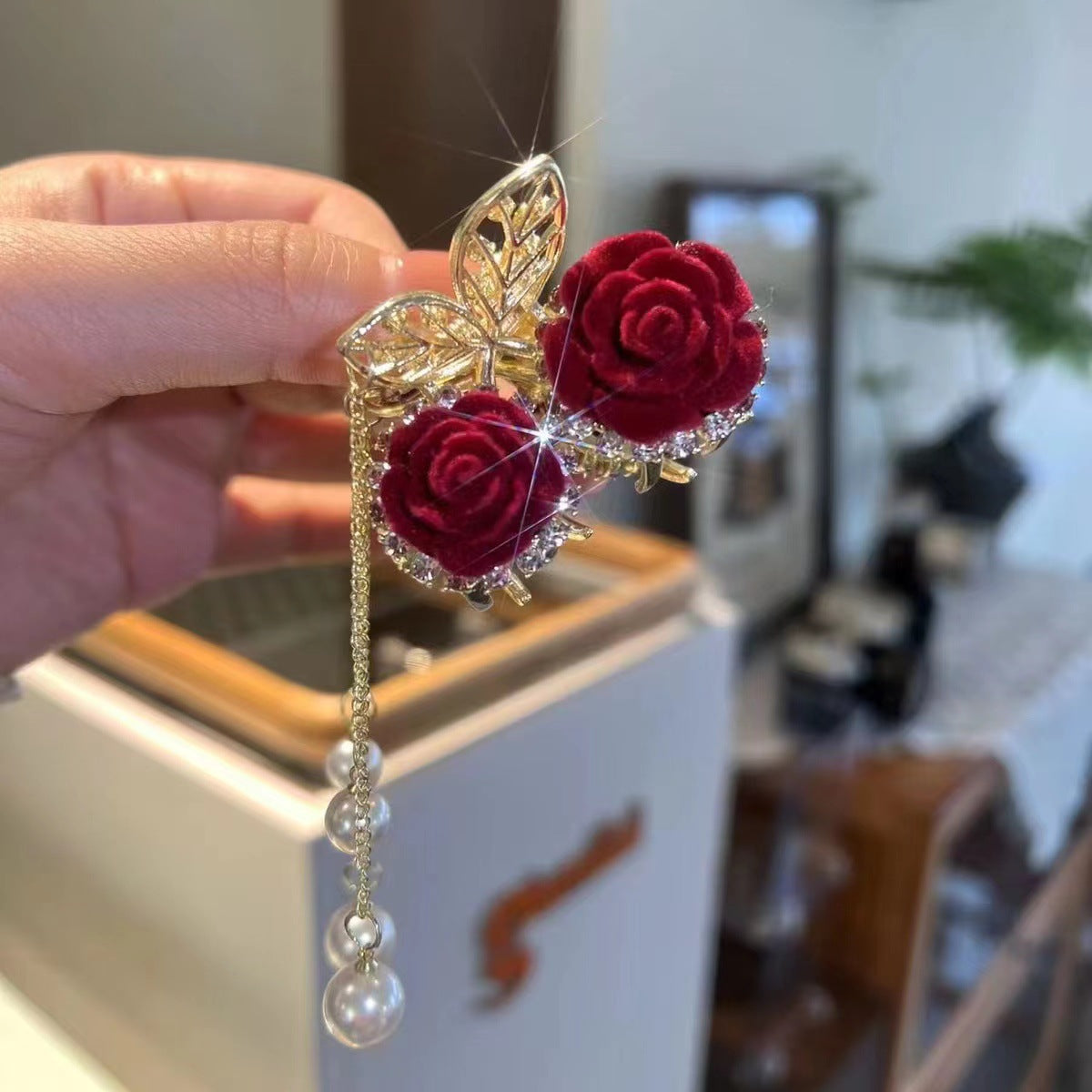 Rose Tassel Claw Hair Clip-Gomyhair